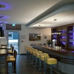 Bar Holiday Inn Express BREMEN AIRPORT Fotos