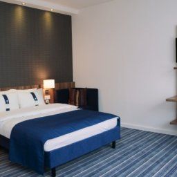 Room Holiday Inn Express BREMEN AIRPORT Fotos