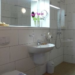 Bathroom Rennhotel Fotos