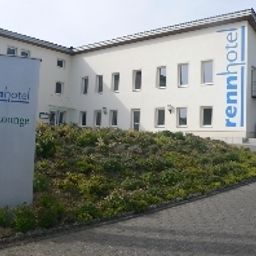 Exterior view Rennhotel Fotos