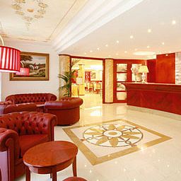Холл Grand Hotel Del Parco Bergamo Airport Fotos
