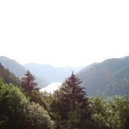 View Bauernhof Woerthbauer Fotos