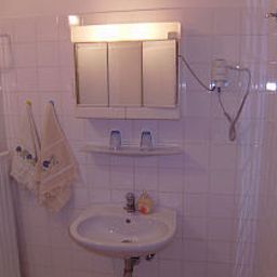 Bathroom Adam Apartment Fotos