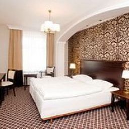 Room Wileński Fotos