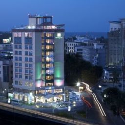 Außenansicht Holiday Inn DAR ES SALAAM CITY CENTRE Fotos