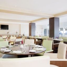 Restaurant Holiday Inn DAR ES SALAAM CITY CENTRE Fotos