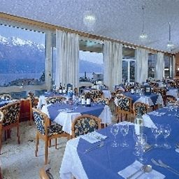 Frühstücksraum im Restaurant Garden Fotos