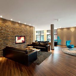 Hall Motel One Bellevue Fotos