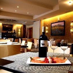 Frühstücksraum im Restaurant Mediterraneo Real Apartments Fotos