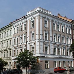 Exterior view Machova Fotos