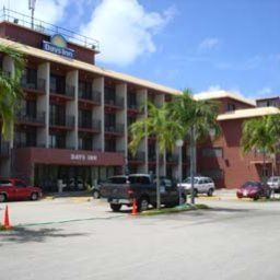 Vue extérieure Days Inn Guam Airport S Fotos
