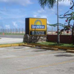 Vue extérieure Days Inn Guam Airport S Fotos