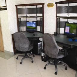 Vue extérieure Days Inn Guam Airport S Fotos