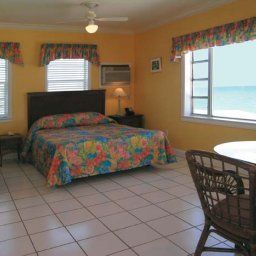 Zimmer Riptide Oceanfront Hotel and Tiki Bar Fotos
