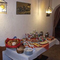 Buffet Gästehaus Albina Fotos
