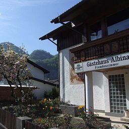 Exterior view Gästehaus Albina Fotos