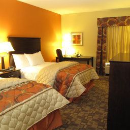 Camera La Quinta Inn & Suites Tulsa Airport / Expo Square Fotos