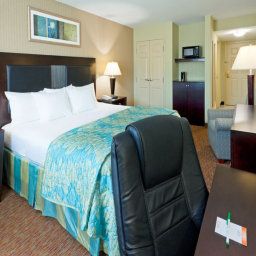 Zimmer La Quinta Inn West Long Branch Fotos