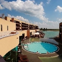 Area wellness St. Martins Therme & Lodge Fotos