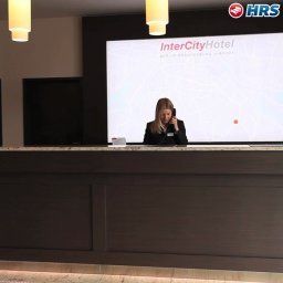 Ресепшен InterCityHotel Berlin-Brandenburg Airport Fotos