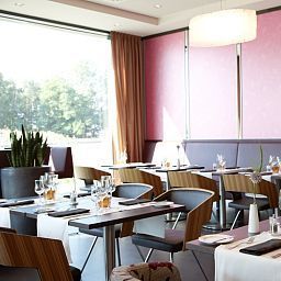 Ресторан InterCityHotel Berlin-Brandenburg Airport Fotos
