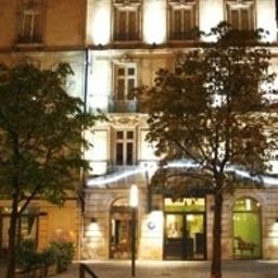 Vue extérieure du Faisan Fotos