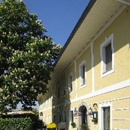 Фасад Gasthof Maxlhaid Fotos