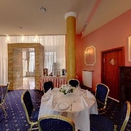 Salle du petit-déjeuner Twins II Żywiczna Fotos