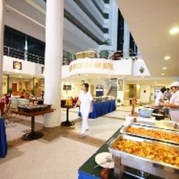 Breakfast room within restaurant Golden Beach Cha-am Fotos