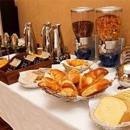 Buffet La Louve Fotos