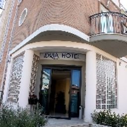 Фасад Idria Hotel Fotos