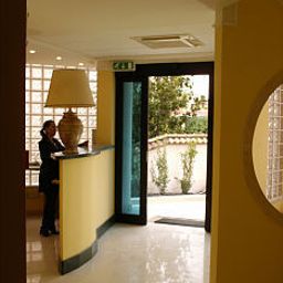 Холл Idria Hotel Fotos
