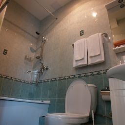 Camera da bagno Severny Modern Fotos