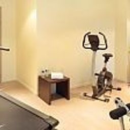 Fitness room Park & Suites Village Bois d'Arcy Résidence de Tourisme Fotos