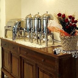 Buffet International hotel Iseo Fotos