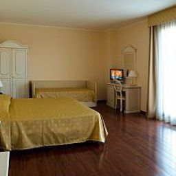 Camera International hotel Iseo Fotos