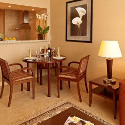 Camera Marriott Executive Apartments Atyrau Fotos