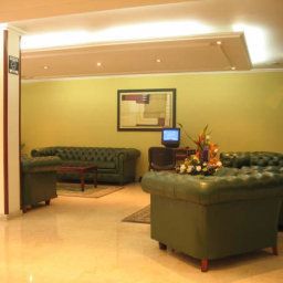 Halle Hotel Centro Internacional Bogota Fotos
