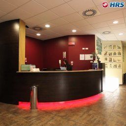 Empfang MiHotel Fotos