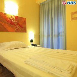 Zimmer MiHotel Fotos