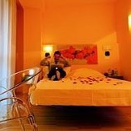 Zimmer MiHotel Fotos