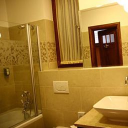 Badezimmer Crocus Gere Bor Hotel-Wine Spa**** Fotos
