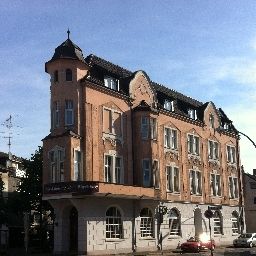 Exterior view Zum Bügeleisen Fotos