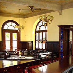 Bar Zum Bügeleisen Fotos