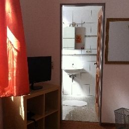  Zum Bügeleisen Fotos
