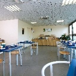 Комната для завтраков Appart City Nimes Residence de Tourisme Fotos