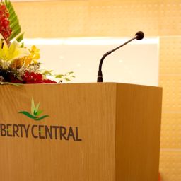  Liberty Central Fotos