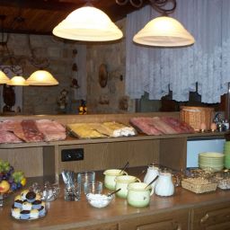 Buffet Zielinski Garni Fotos