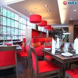 Sala colazione nel ristorante DeSilva Warsaw Airport Fotos