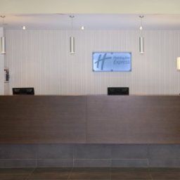 Halle Holiday Inn Express BARCELONA - SANT CUGAT Fotos
